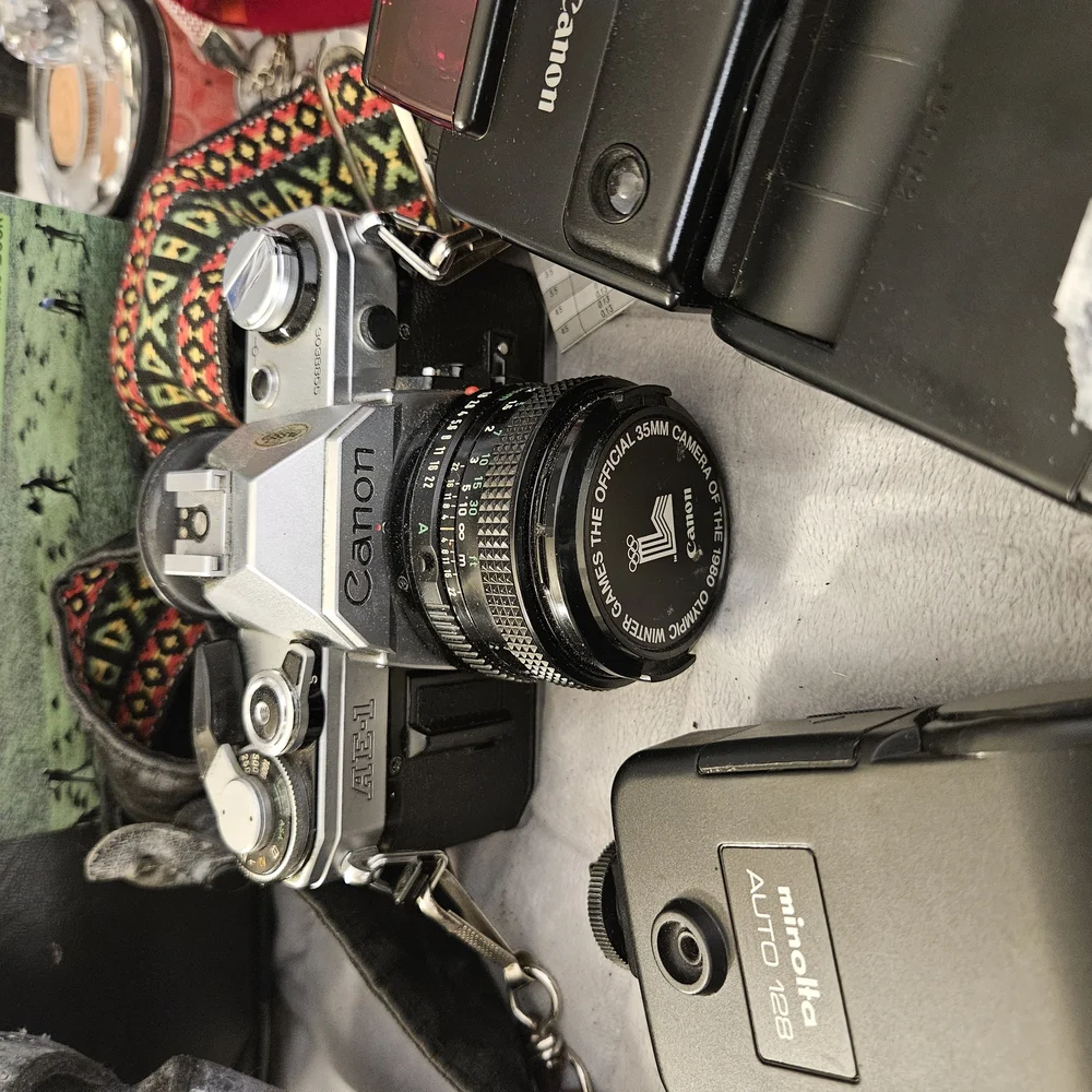 Canon Black Camera Kit